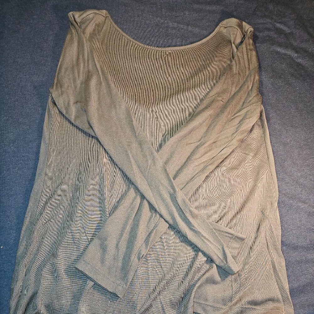 Athleta Long Sleeve Open Back Shirt